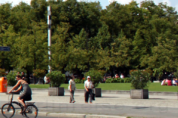 Kleiner Park am Lustgarten in Berlin.
