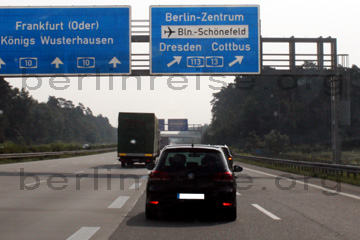Spreewald Anreise über die Autobahn A113 in Berlin.